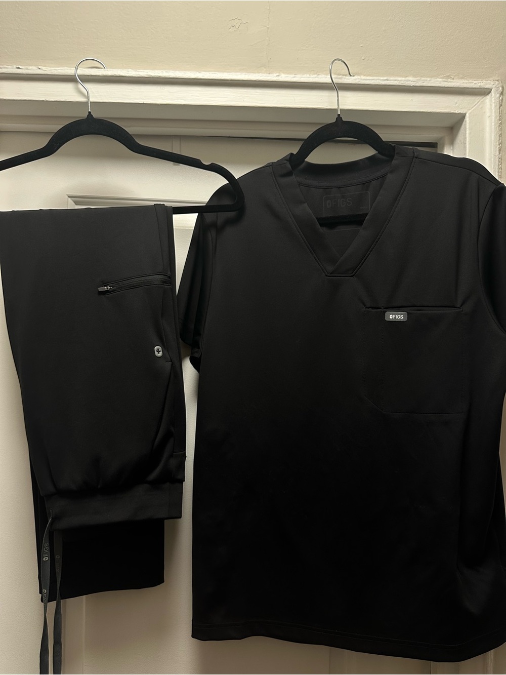 Figs Black FORMx Logan V-Neck Scrub Top & FORMx Norris Pants Set